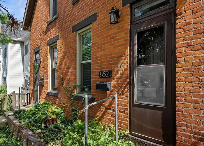 Chic Retreat With Reserved Parking Columbus